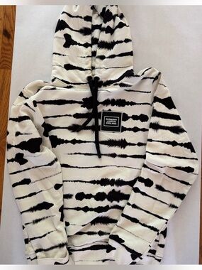 Burberry White and Black Tie-Dye Hoodie